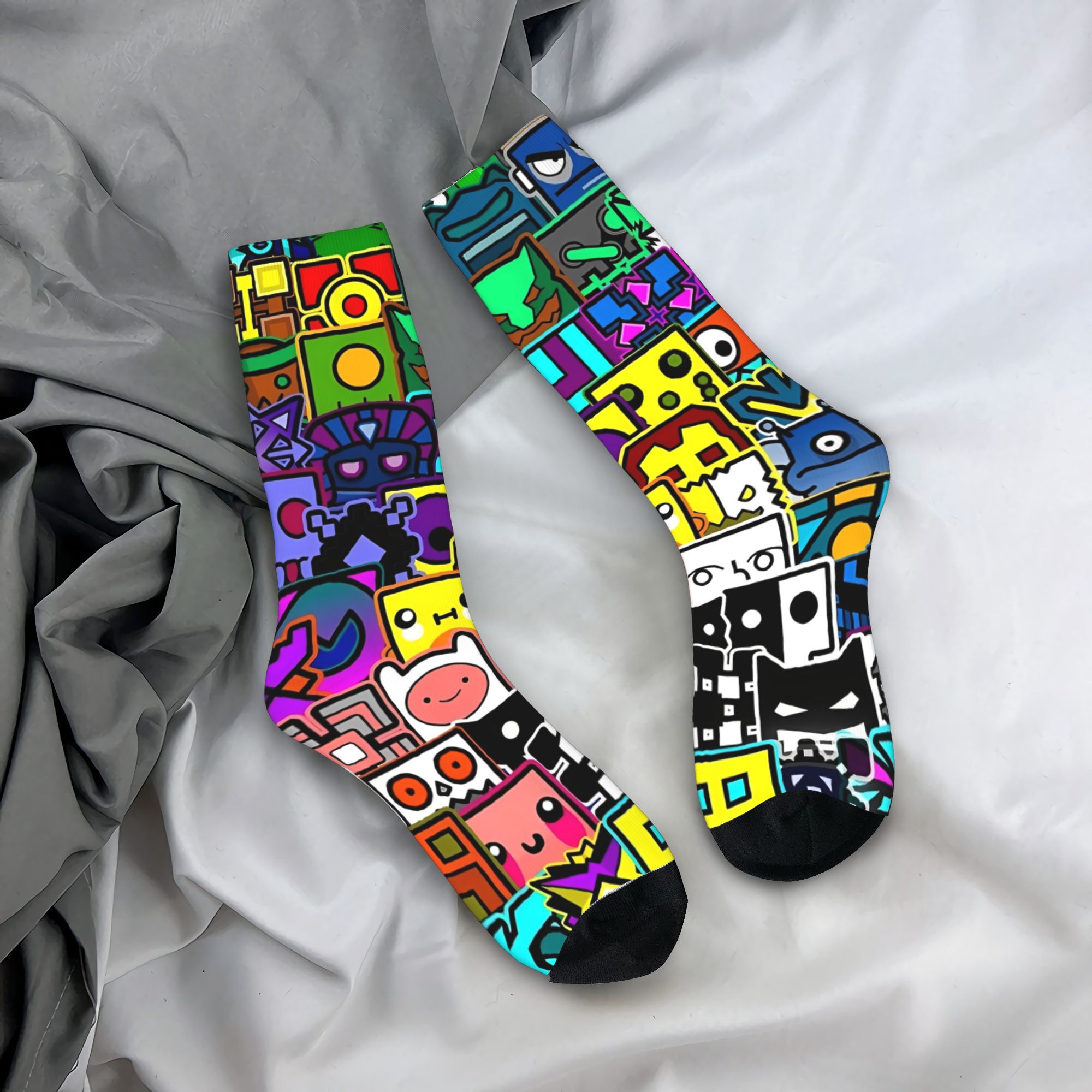 Geometry Gaming Dashed  Socks  - Retro Gaming Youtube review and price
